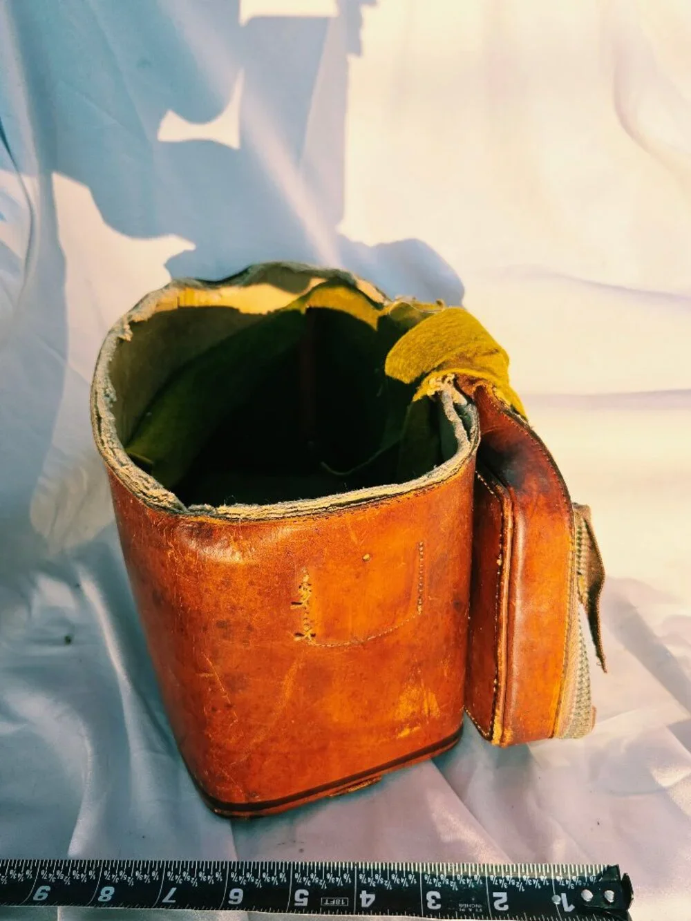 Antique Leather Box Case Damaged Patina Zipper 1940s 1950s Finish Felt Lined